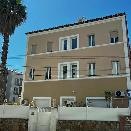 Residence Enzo Paradise ラ・セーヌ・シュル・メール エクステリア 写真